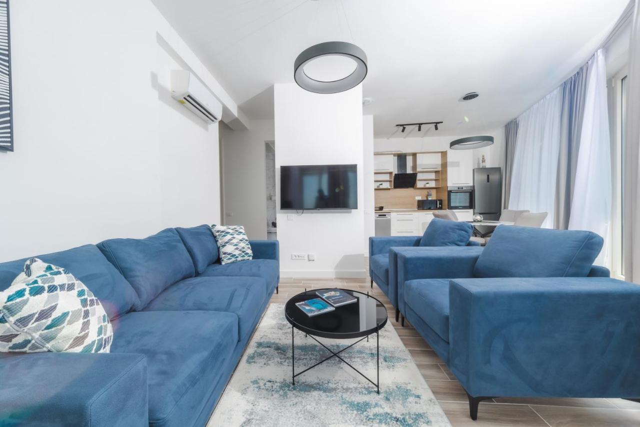 Skyline Vista Apartment เบชิชิ ภายนอก รูปภาพ